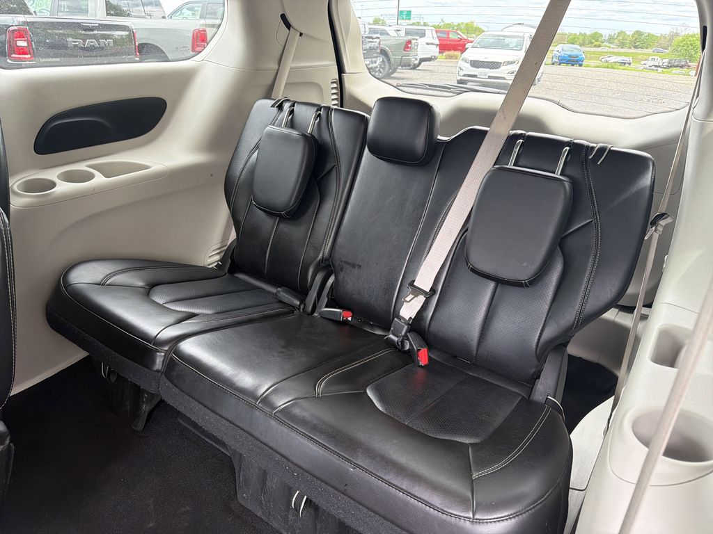 Used 2023 Chrysler Pacifica - photo 30