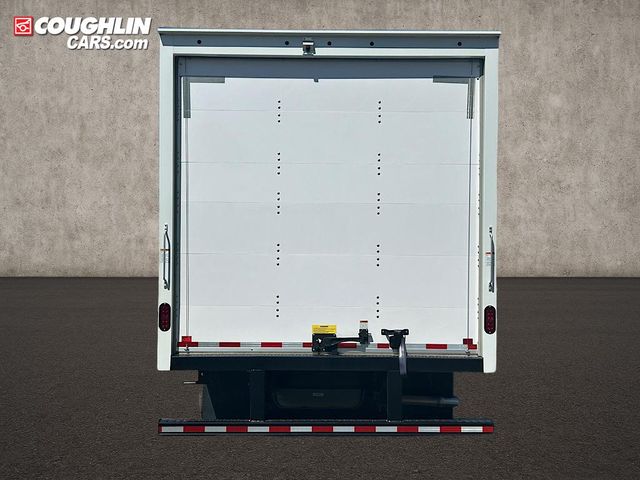 New 2025 Ford E-350 - photo 7