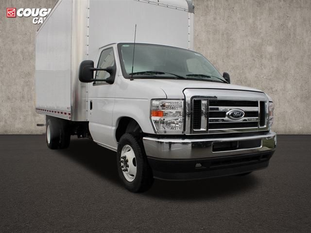 New 2025 Ford E-350 - photo 10