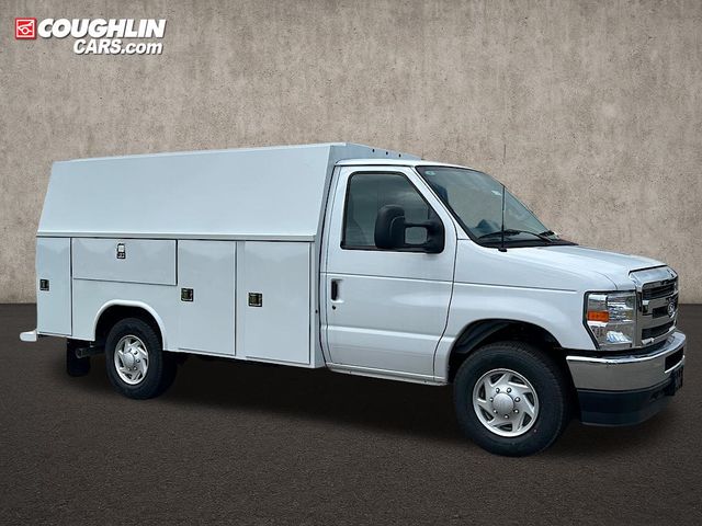 New 2026 Ford E-350 - photo 7