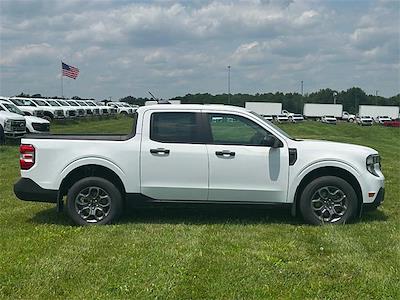 2025 Ford Maverick SuperCrew Cab 4x4 Pickup for sale #JM3970F - photo 2