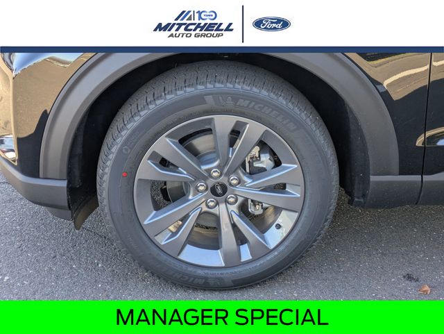 New 2026 Ford Explorer - photo 12