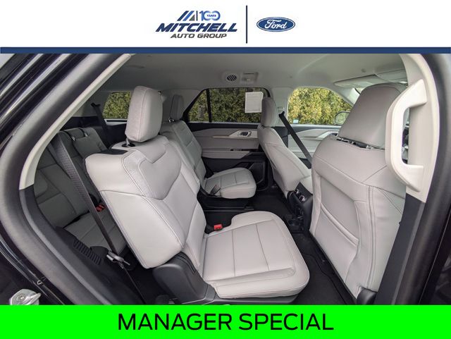 New 2026 Ford Explorer - photo 32