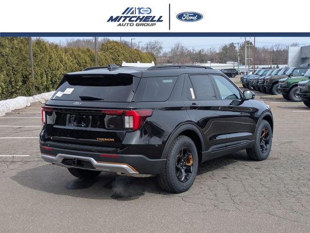 New 2026 Ford Explorer - photo 2