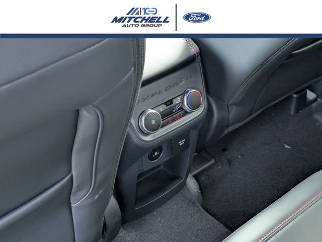 New 2026 Ford Explorer - photo 32