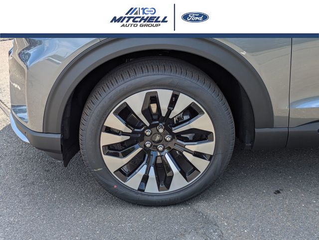 New 2026 Ford Explorer - photo 12