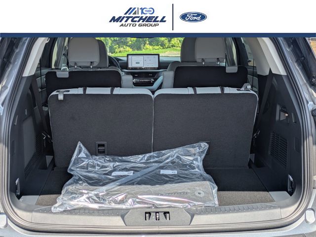 New 2026 Ford Explorer - photo 32