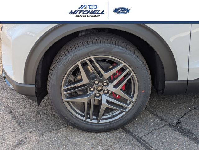 New 2026 Ford Explorer - photo 12
