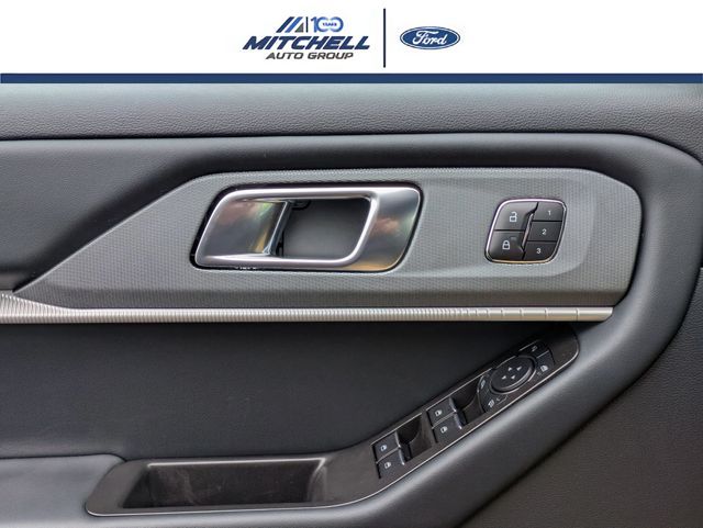 New 2026 Ford Explorer - photo 14