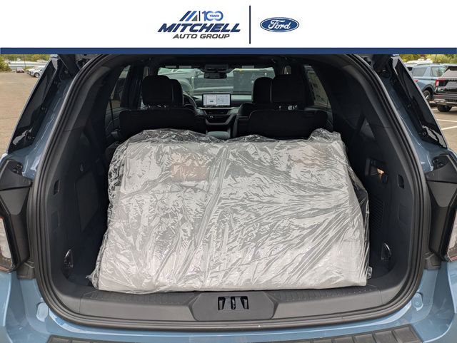 New 2026 Ford Explorer - photo 32