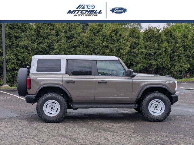 New 2026 Ford Bronco - photo 2
