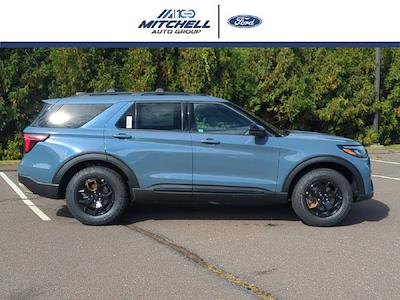 2027 Ford Explorer 4WD SUV for sale #40633 - photo 2