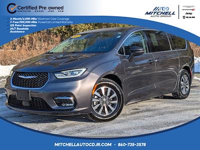 Used 2022 Chrysler Pacifica Touring L FWD Minivan for sale #52040A - photo 1