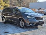 Used 2022 Chrysler Pacifica Touring L FWD Minivan for sale #52040A - photo 6