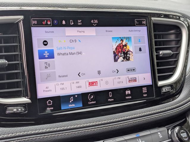 Used 2022 Chrysler Pacifica - photo 21