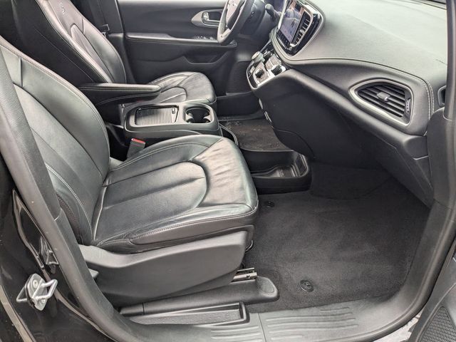 Used 2022 Chrysler Pacifica - photo 30