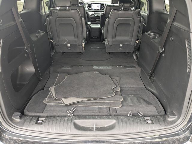 Used 2022 Chrysler Pacifica - photo 10