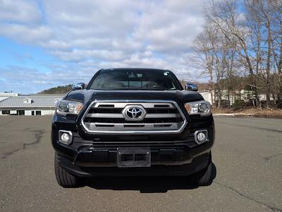 Used 2017 Toyota Tacoma - photo 1