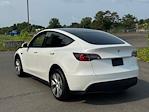 Used 2021 Tesla Model Y Long Range thumbnail 3