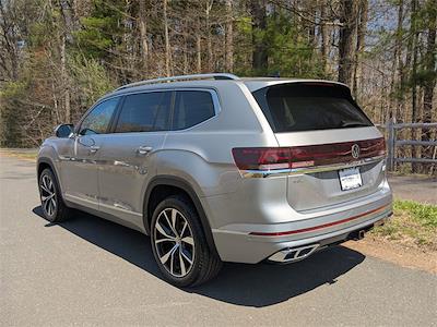 Used 2025 Volkswagen Atlas SEL Premium R-Line for sale #88985 - photo 2