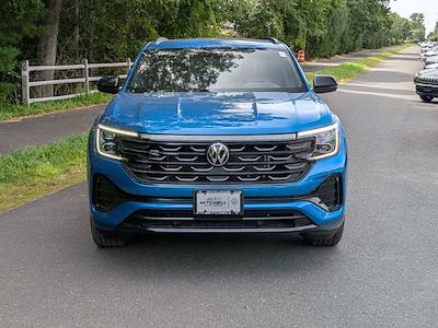 Used 2025 Volkswagen Atlas Cross Sport - photo 1
