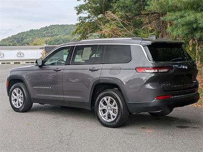 Used 2022 Jeep Grand Cherokee L Limited for sale #D7074 - photo 2