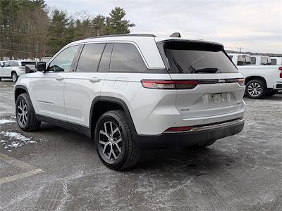Used 2024 Jeep Grand Cherokee Limited for sale #D7132 - photo 2