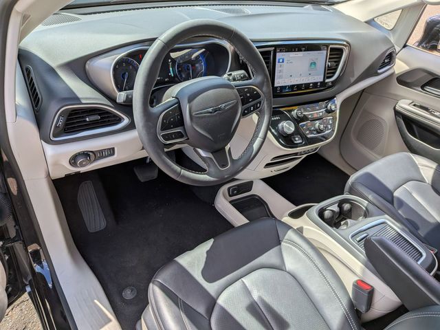 Used 2024 Chrysler Pacifica - photo 15
