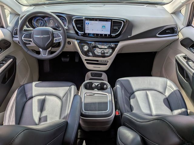 Used 2024 Chrysler Pacifica - photo 23