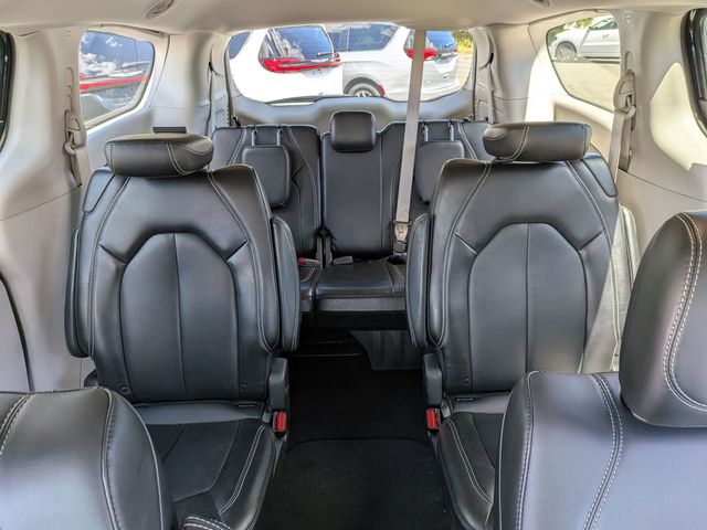Used 2024 Chrysler Pacifica - photo 24