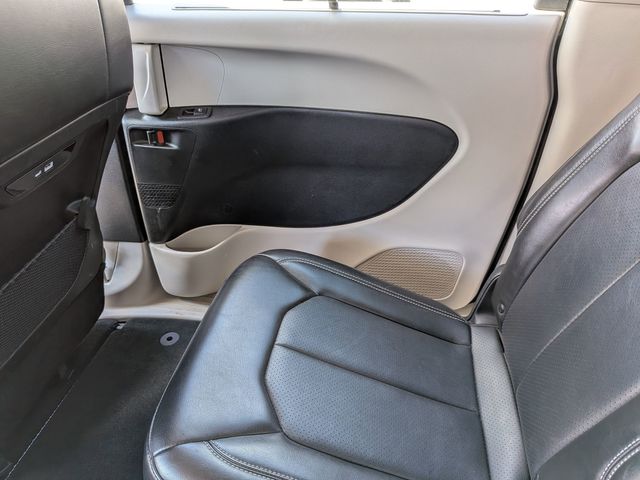 Used 2024 Chrysler Pacifica - photo 27