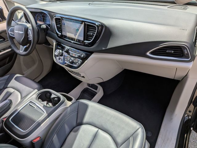 Used 2024 Chrysler Pacifica - photo 31