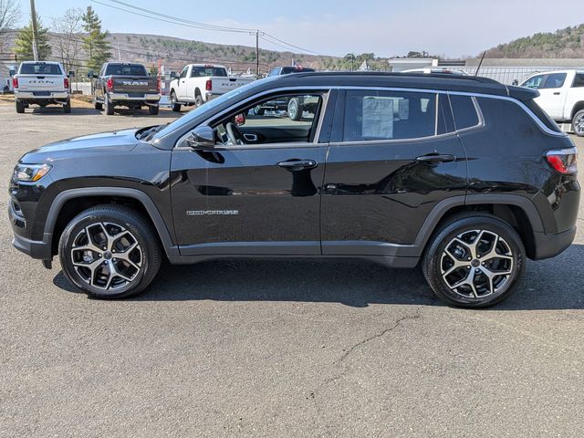Used 2025 Jeep Compass - photo 11