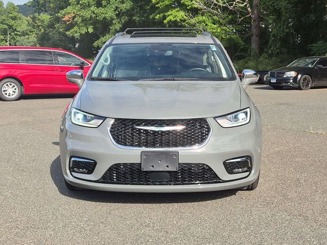 Used 2021 Chrysler Pacifica - photo 2