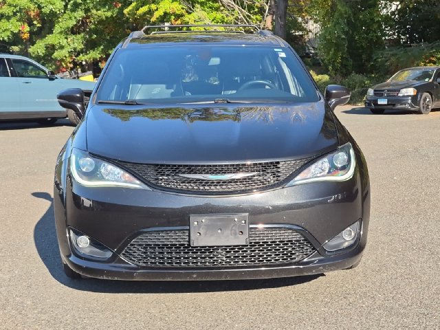 Used 2020 Chrysler Pacifica - photo 2