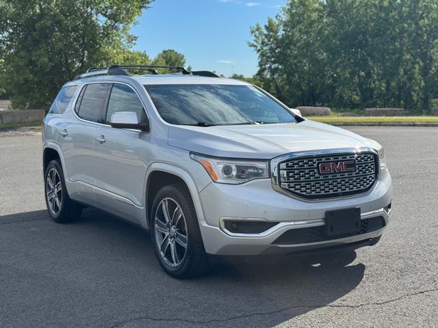 Used 2017 GMC Acadia - photo 9