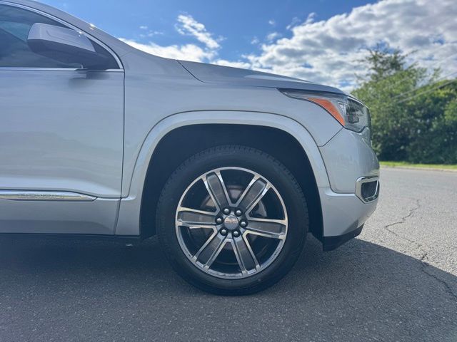 Used 2017 GMC Acadia - photo 11