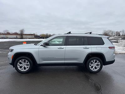 Used 2022 Jeep Grand Cherokee L - photo 1