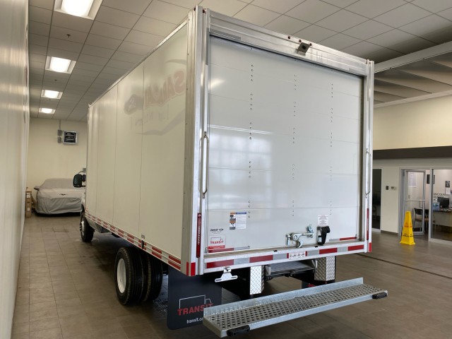 New 2026 Ford E-450 - photo 8
