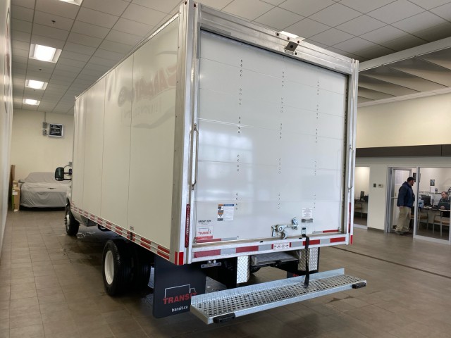 New 2026 Ford E-450 - photo 8