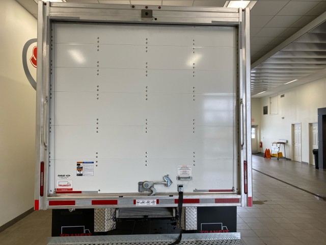 New 2026 Ford E-450 - photo 9