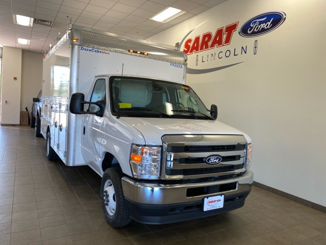 New 2026 Ford E-450 - photo 5