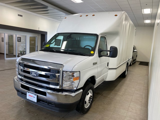 New 2026 Ford E-450 - photo 7