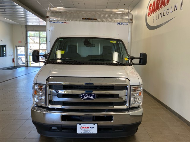 New 2026 Ford E-450 - photo 6