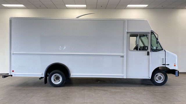 New 2026 Ford E-450 - photo 5