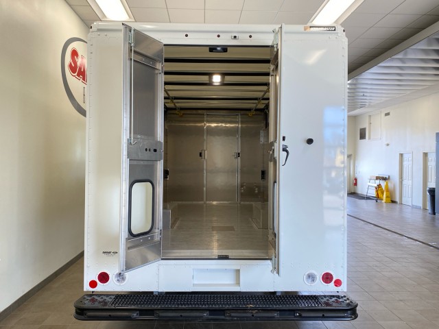 New 2026 Ford E-450 - photo 10