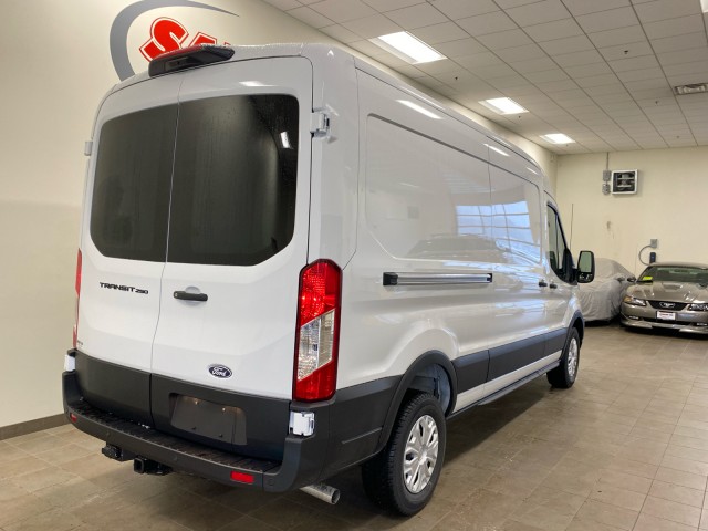 New 2026 Ford Transit 250 - photo 5