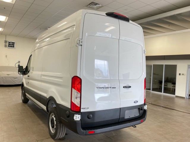 New 2026 Ford Transit 250 - photo 7