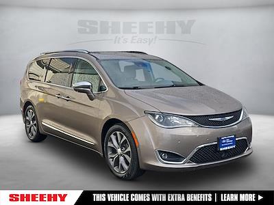 2017 Chrysler Pacifica FWD, Minivan for sale #C02992Q - photo 1