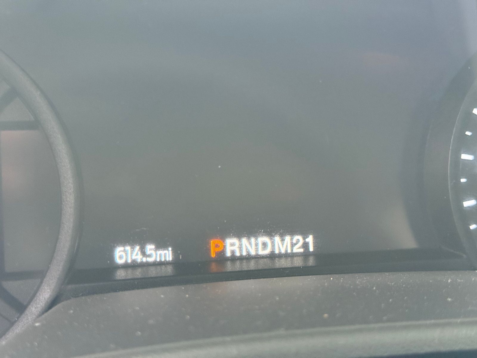 New 2027 Ford E-450 - photo 9